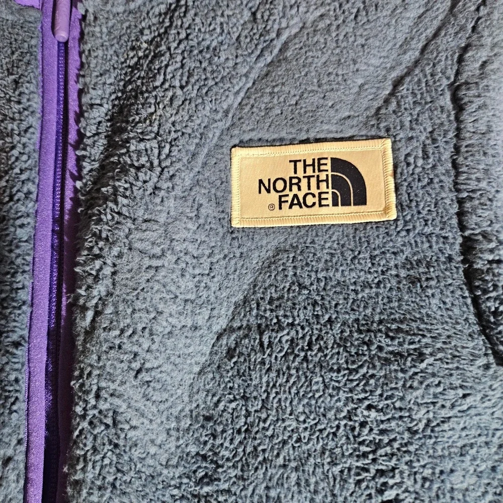 The North Face Men's Medium Campshire Sherpa Fleece Vest Blue Purple NF0A39NO